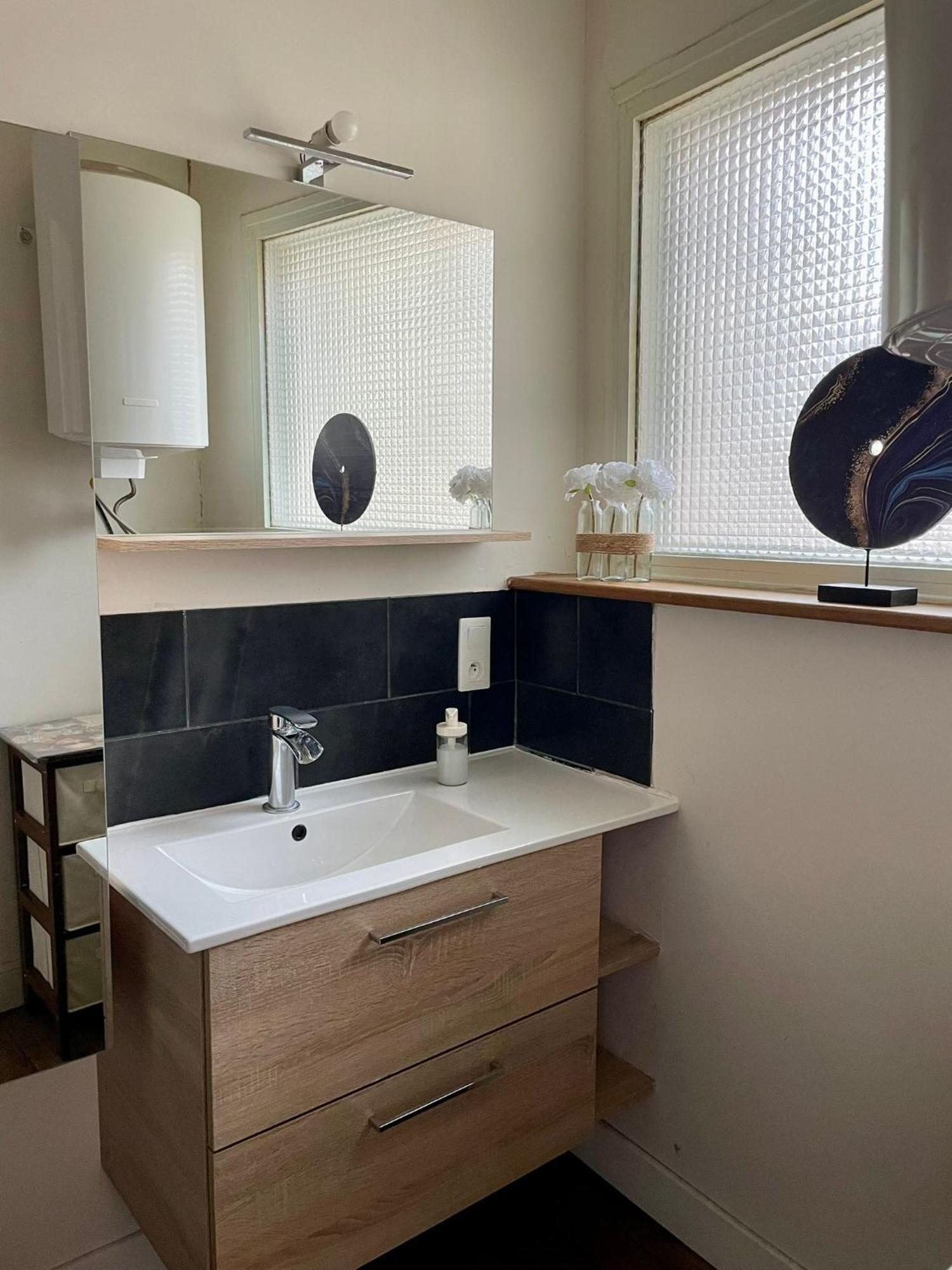 La Villa Louana 3 Appartement 60M2 ,Elegance Et Independance Coeur De Ville 오뷔송 외부 사진